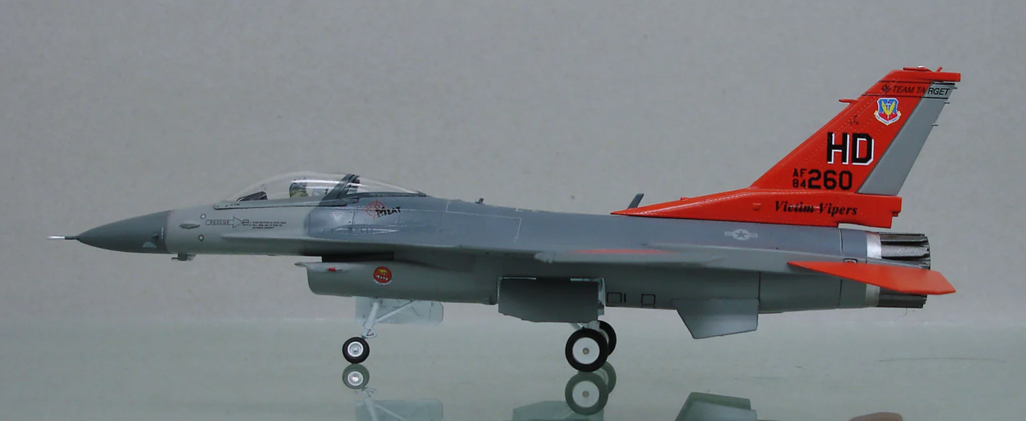 1:72 F16 VICTIM VIPER "260"