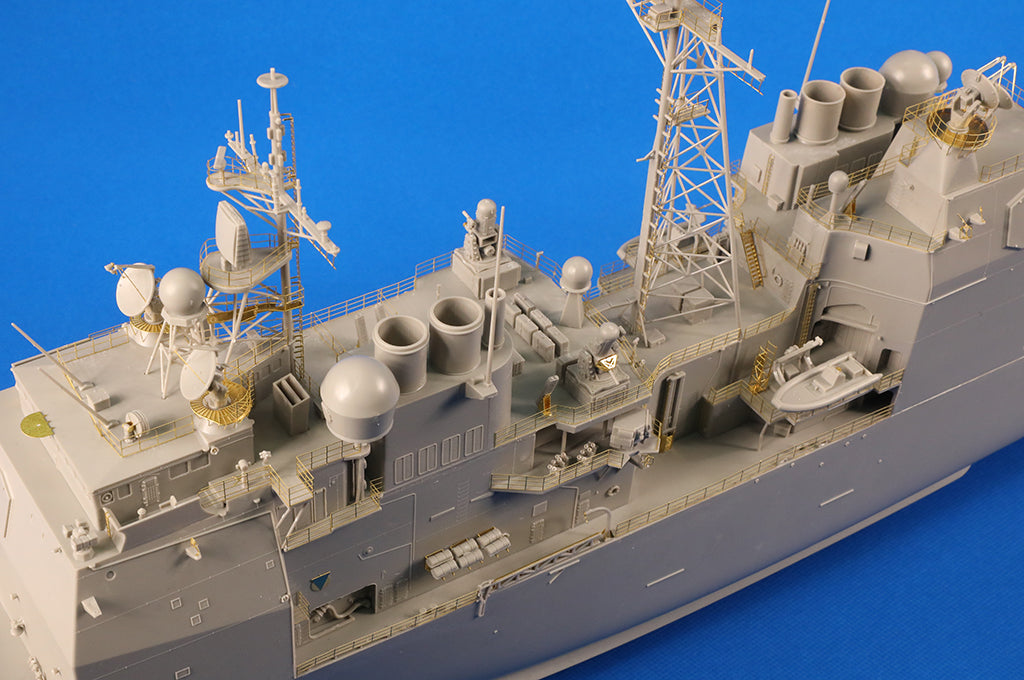 1:200 USS Mobile Bay CG-53