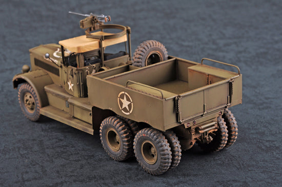 1:35 M19 Tank Transporter with Soft Top Cab