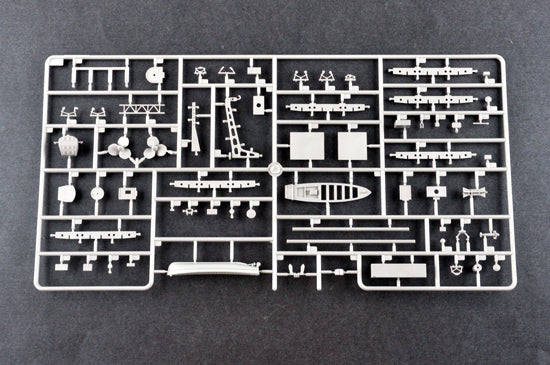 1:200 Scale USS Hornet CV-8