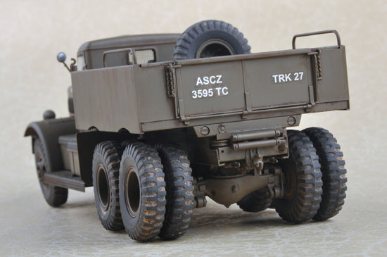 1:35 M19 Tank Transporter with Hard Top Cab