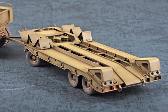 1:35 M19 Tank Transporter with Soft Top Cab