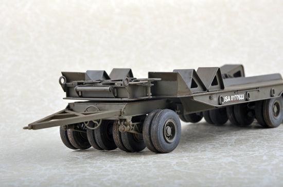 1:35 M19 Tank Transporter with Hard Top Cab