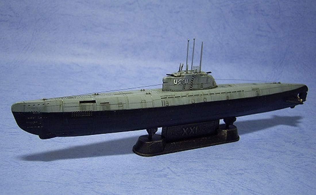 1:350 CERMAN U-BOAT TYPE XXI SUBMARINE MODEL KIT