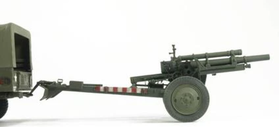 1:35 M2A1 105mm Howitzer