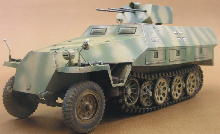 1:35 Sd.Kfz.251/21 Ausf.D DRILLING GERMAN MG151 20 mm ANTI AIRCRAFT GUN