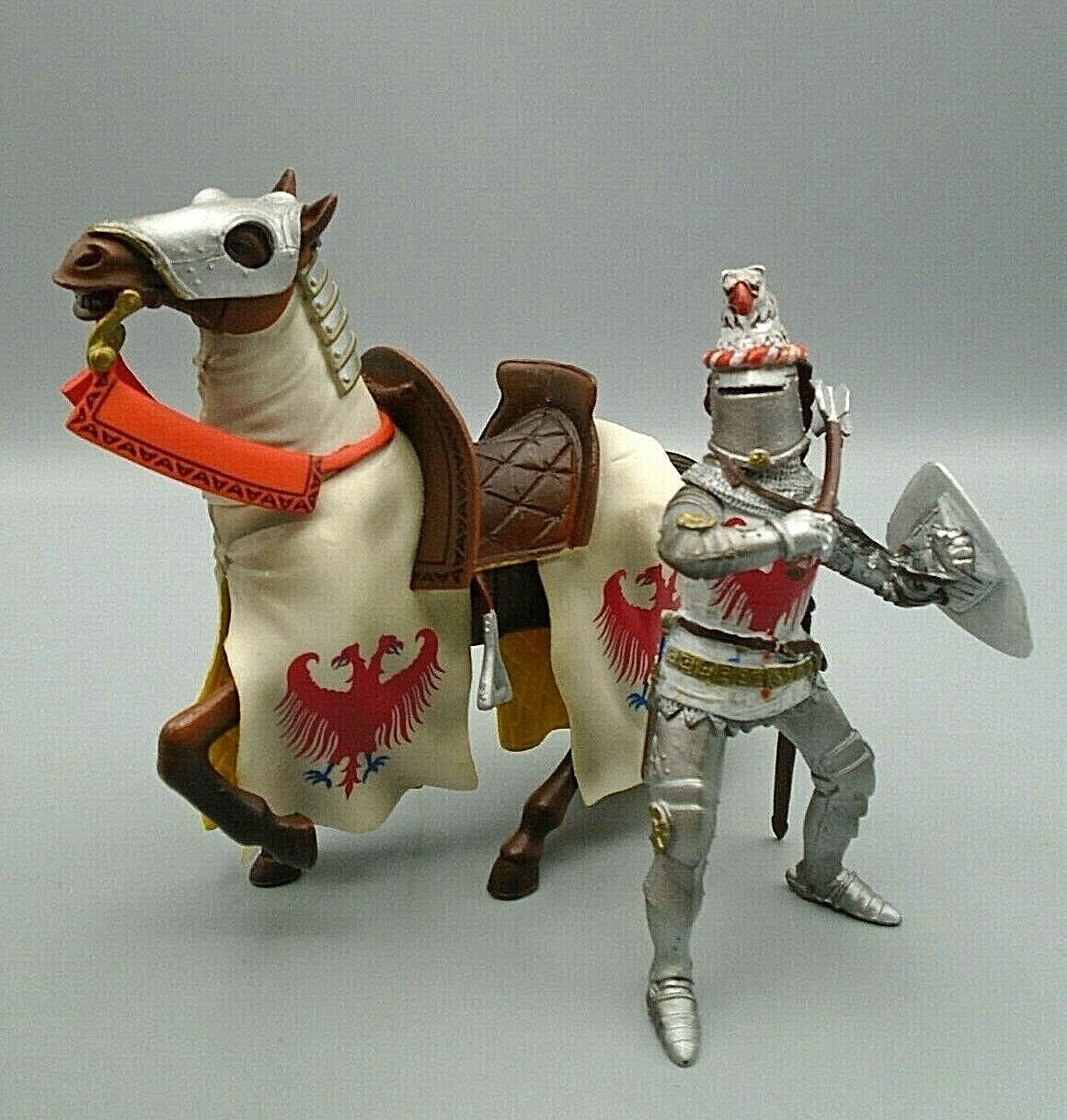 1:18 90MM ENGLISH KNIGHT & WARHORSE